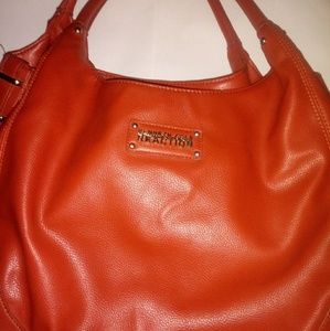 A barely worn Kenneth Cole Reaction bag